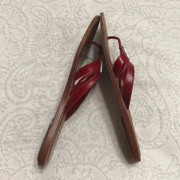 Brighton Sandals Flip Flops Size 7.5M Red Patent Leather with Rhinestone Design - Picture 6 of 7